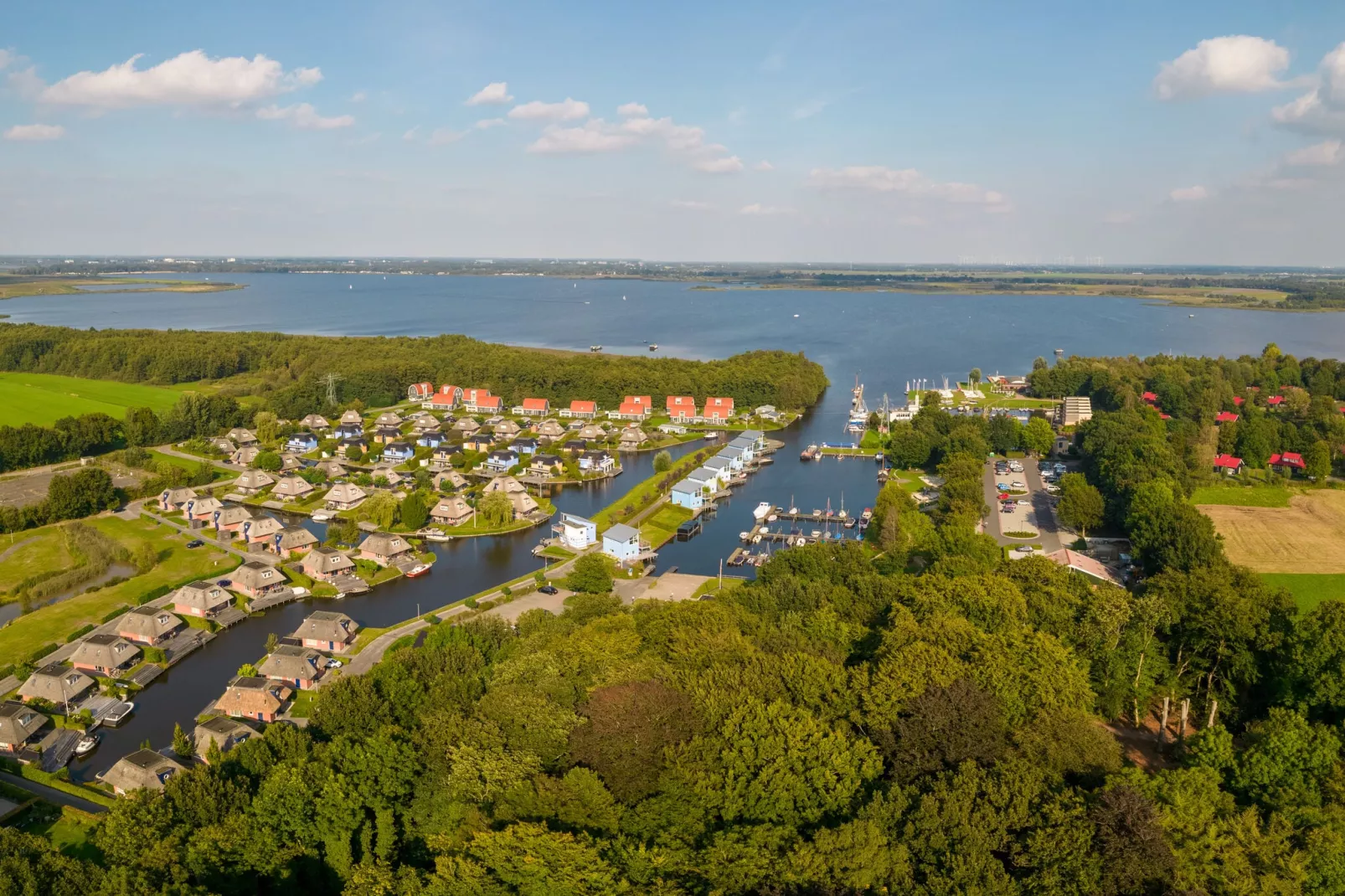 Waterpark De Bloemert 3-Areas summer 1km