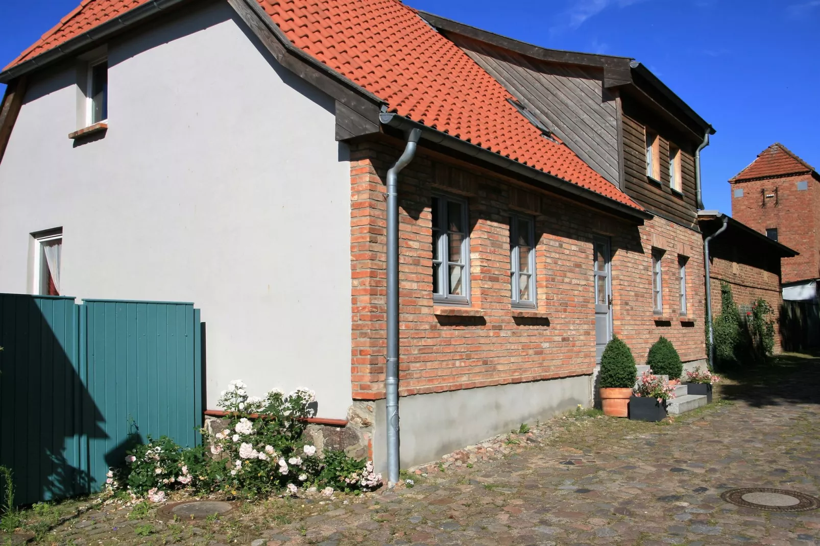 Stadthaus Klütz 3-Exterior summer