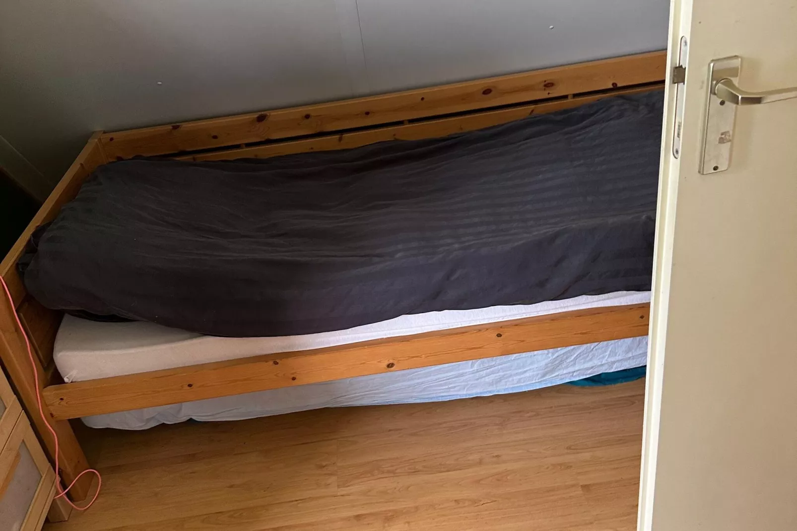 Casa Azul Finse stijl vakantiewoning 6pax aan het Zuidlaardermeer-Bedroom