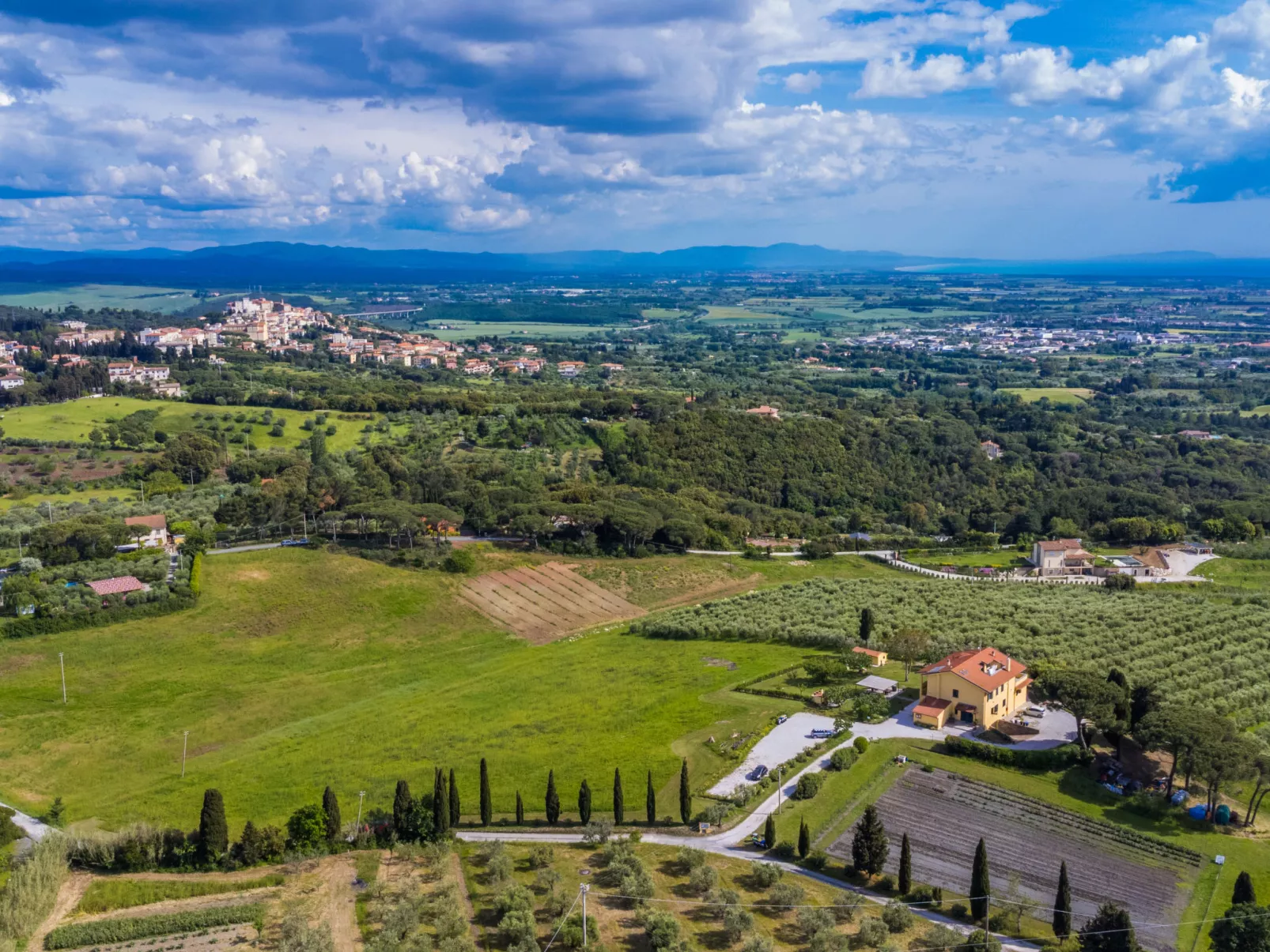Podere la Maestà-Outside