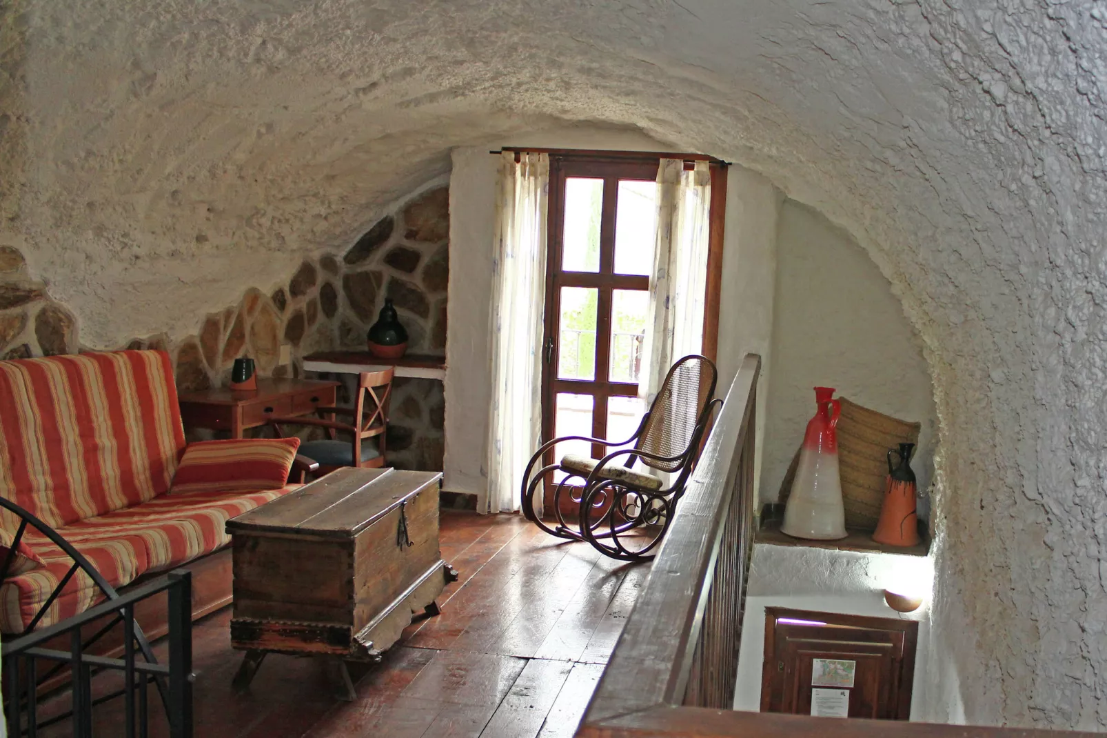Cueva 2-Salon