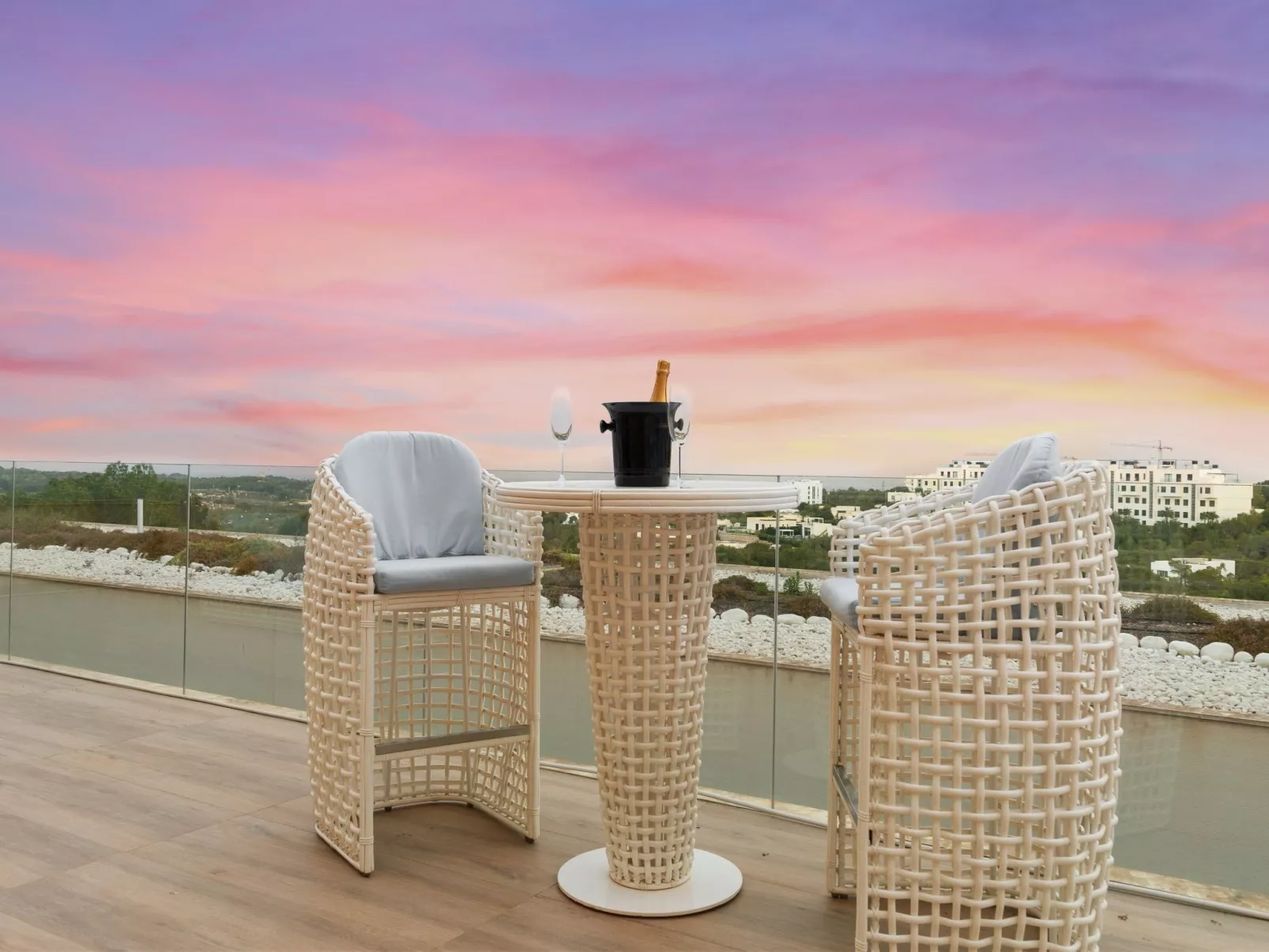 Las Colinas Golf & Country Club-Inside