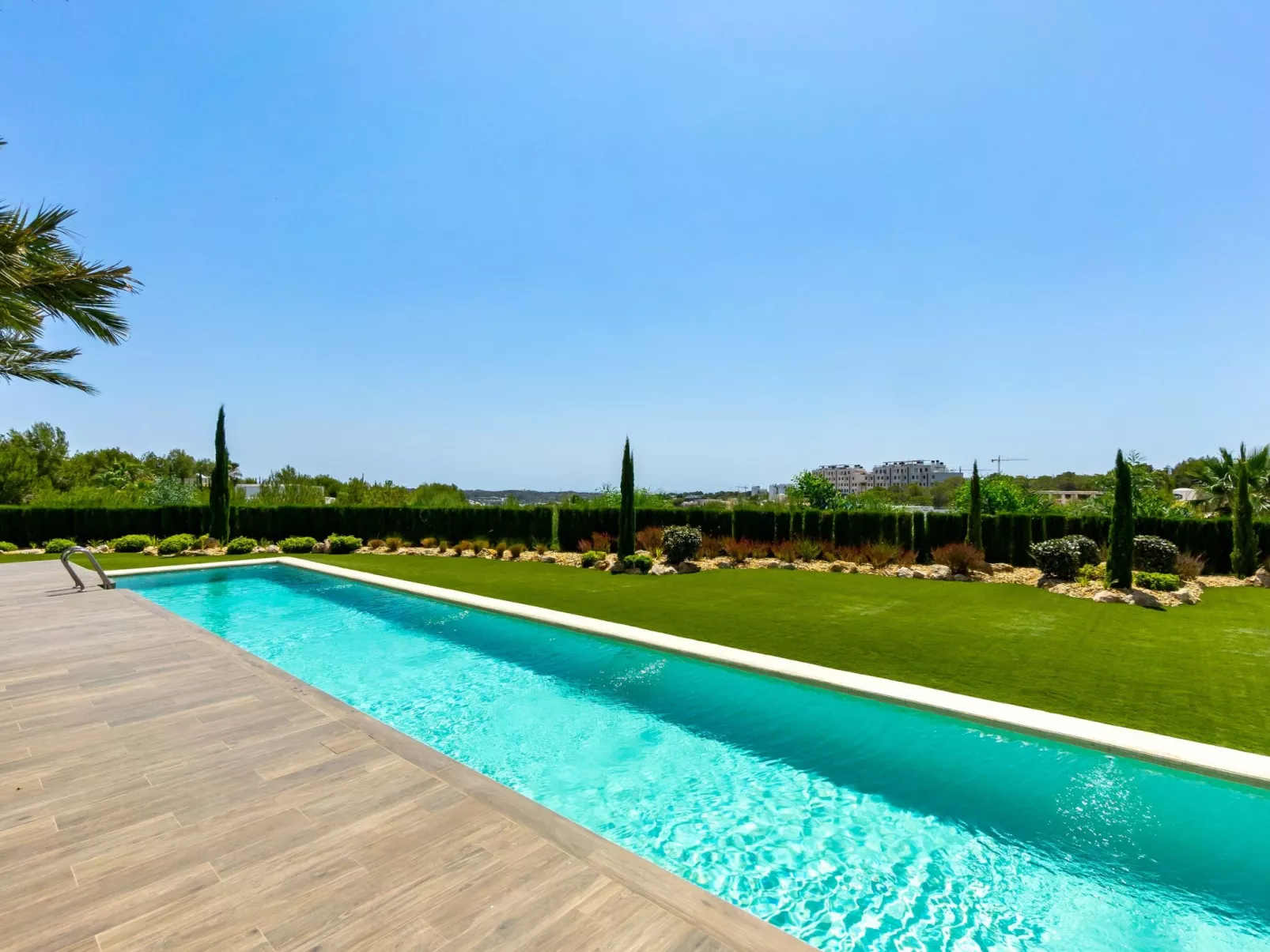 Las Colinas Golf & Country Club-Outside