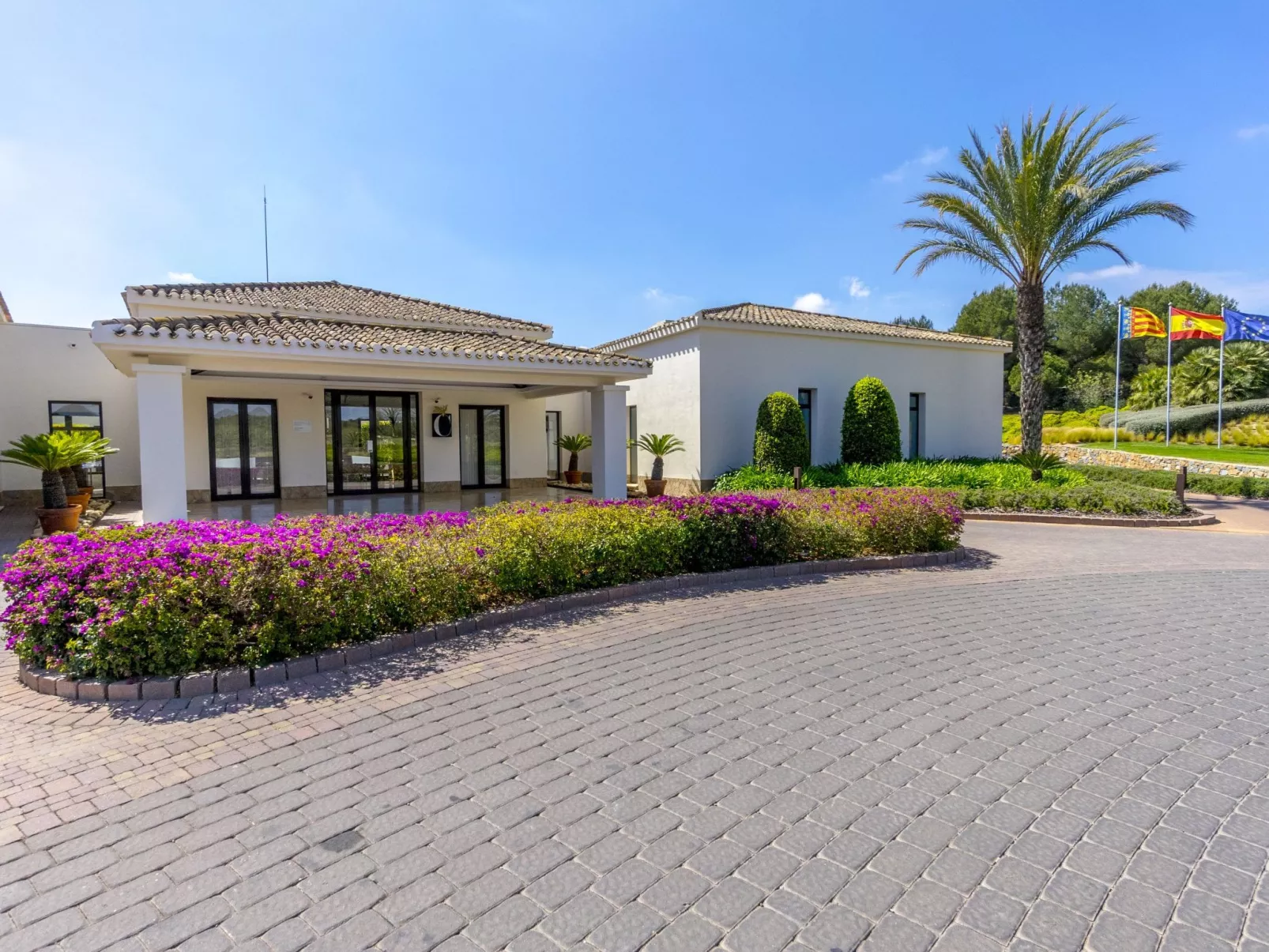 Las Colinas Golf & Country Club-Outside