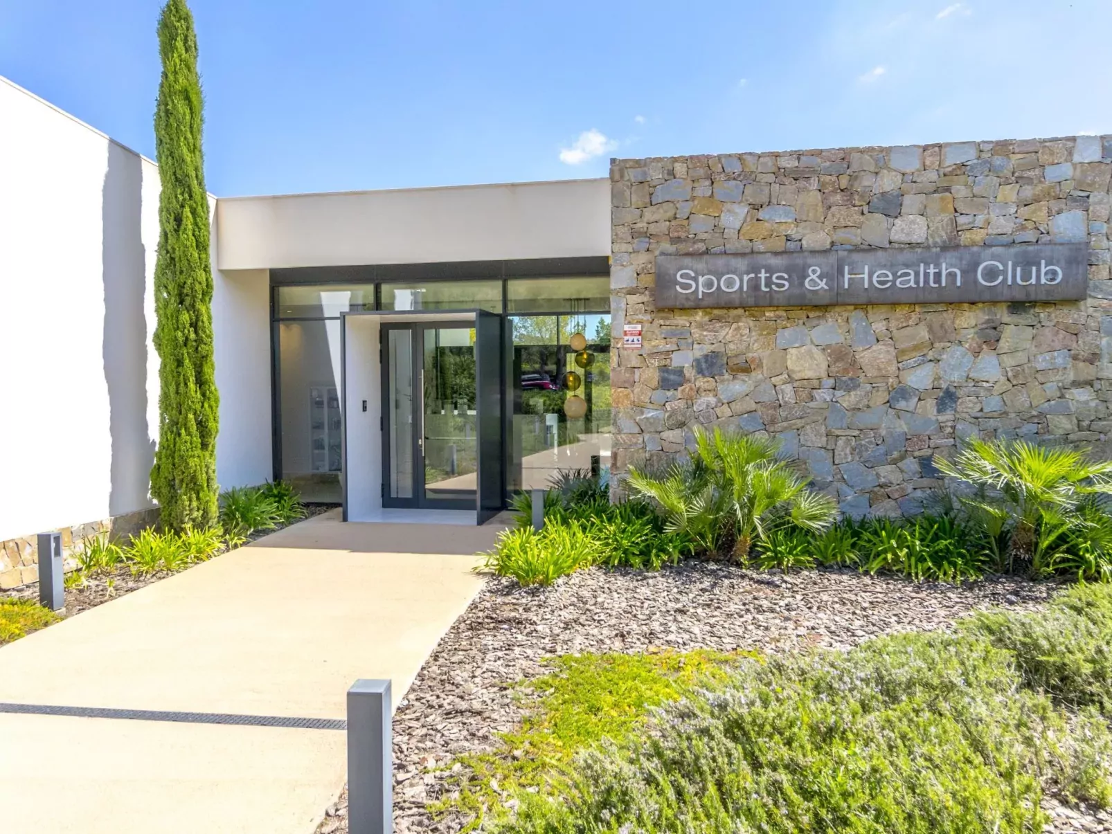 Las Colinas Golf & Country Club-Outside