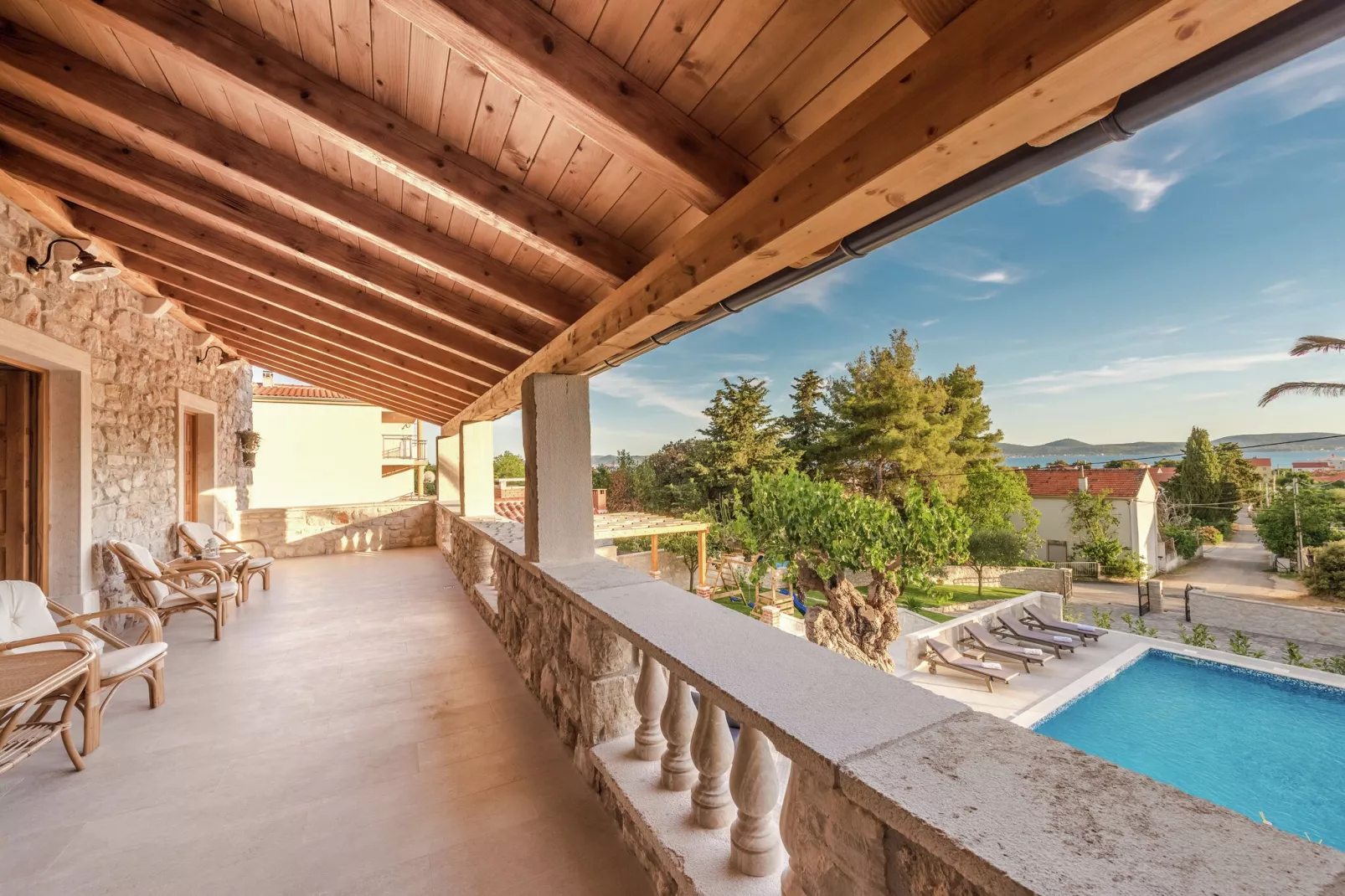 Villa Dumina-Terrace balcony