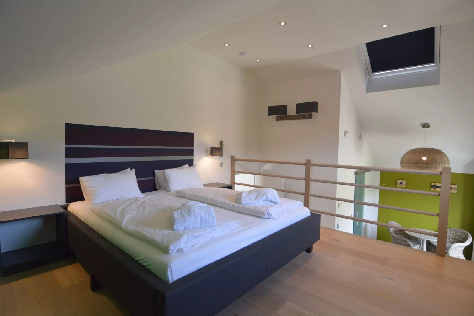 Rêve Orange-Bedroom