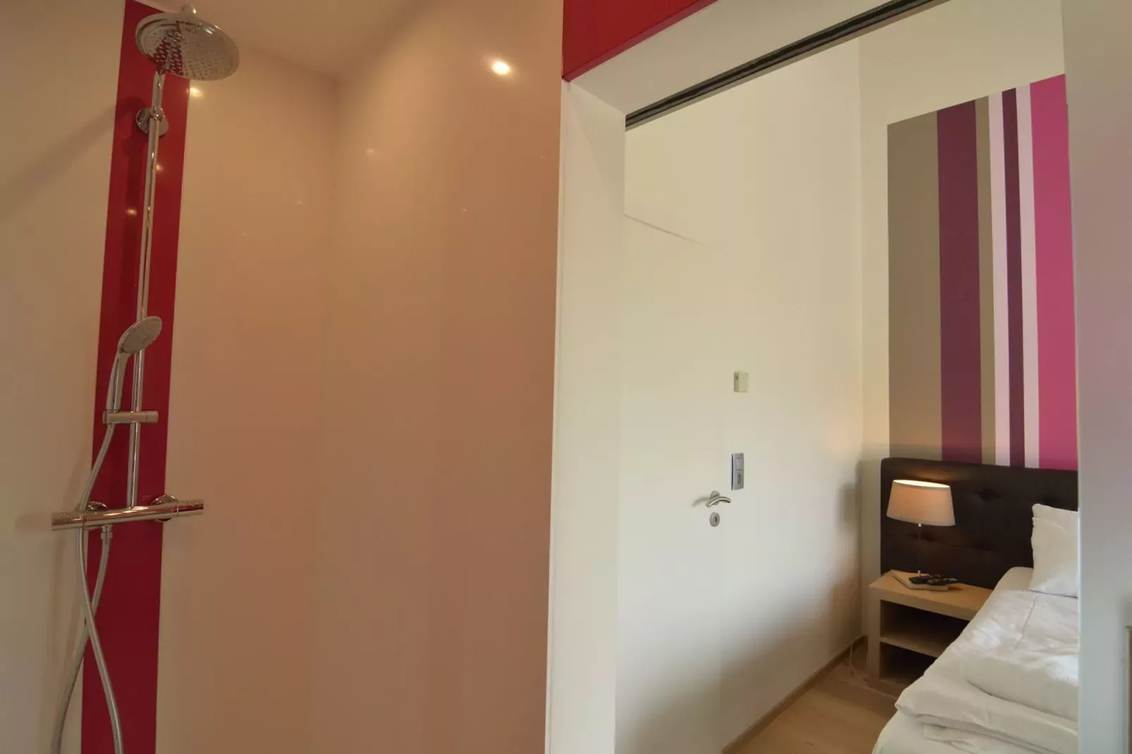 Rêve Orange-Bathroom