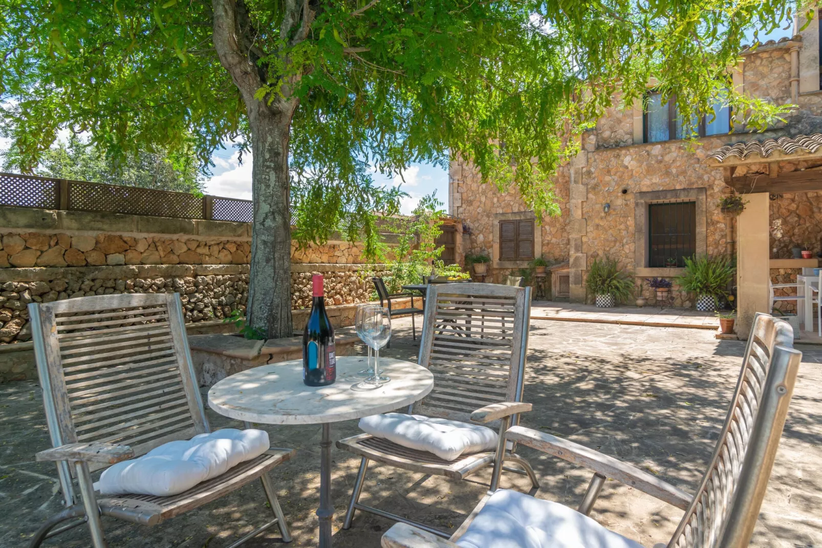 Son ArboÇ Gran-Exterior summer