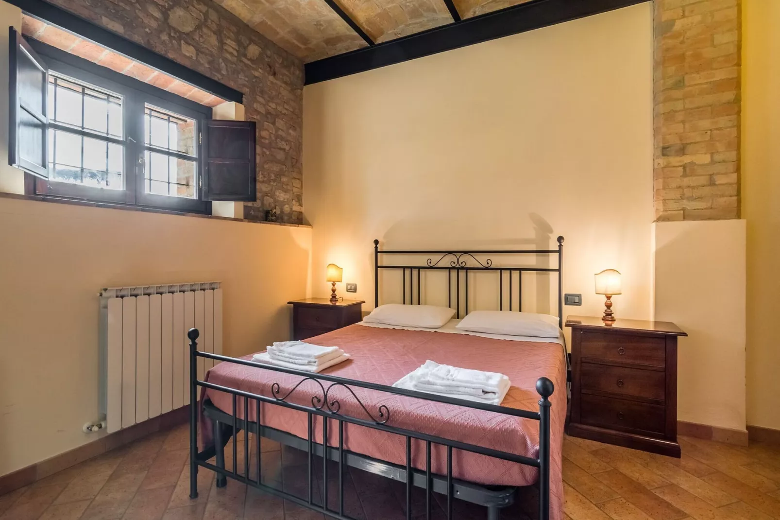 Il Mandorlo-Bedroom