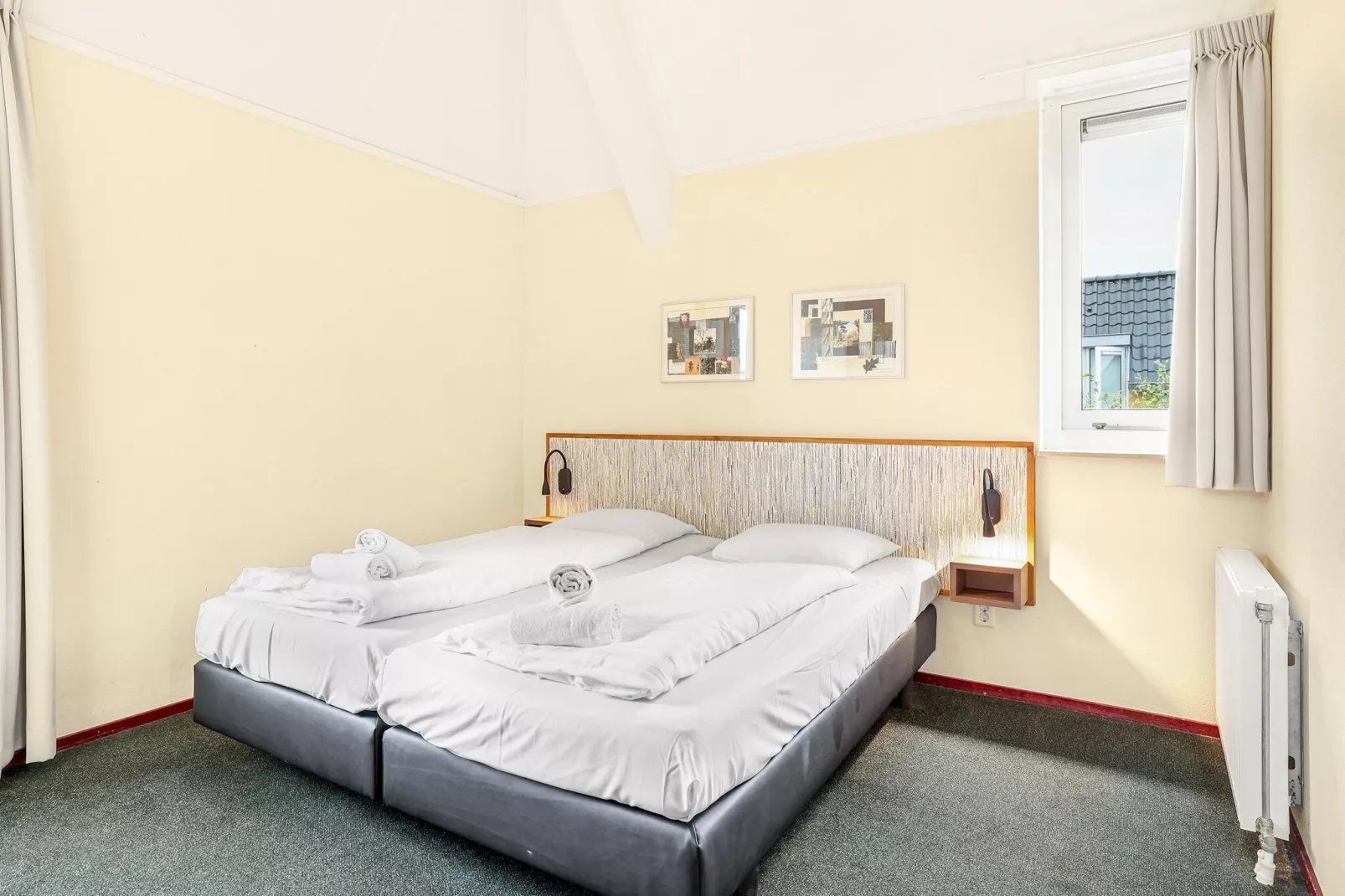 Waterpark De Bloemert 11-Bedroom