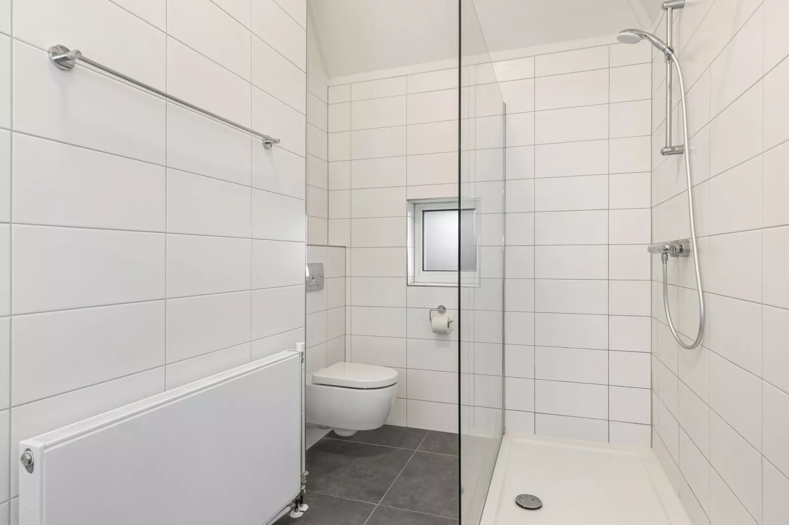 Waterpark De Bloemert 11-Bathroom