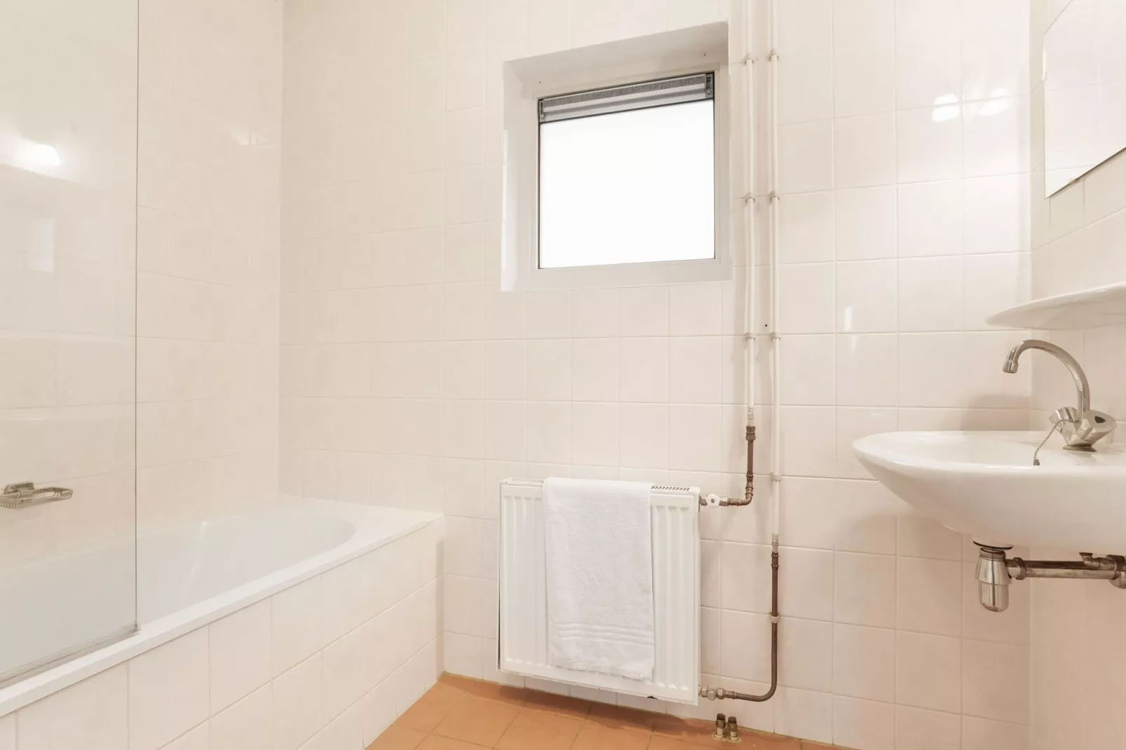 Waterpark De Bloemert 13-Bathroom