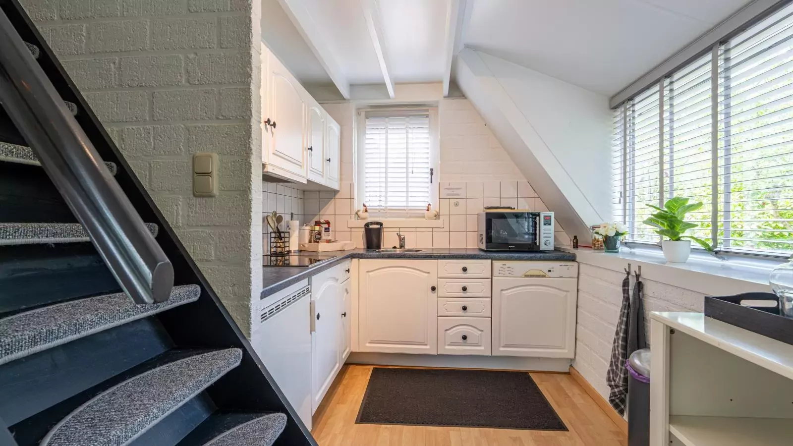 Sonnig Punthuys-Kitchen