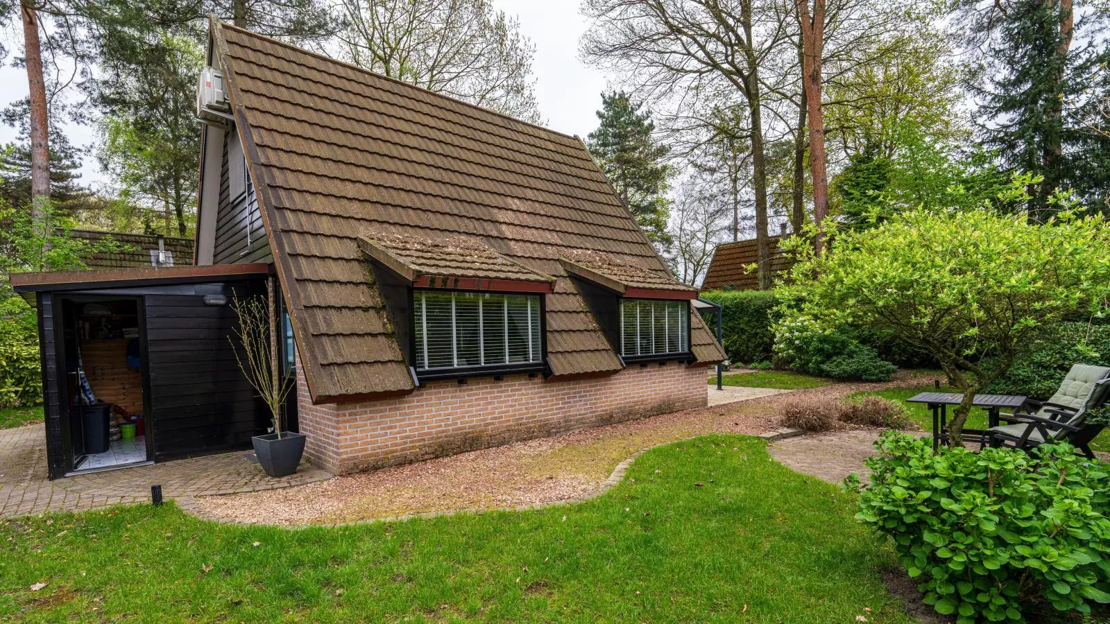 Sonnig Punthuys-Exterior summer