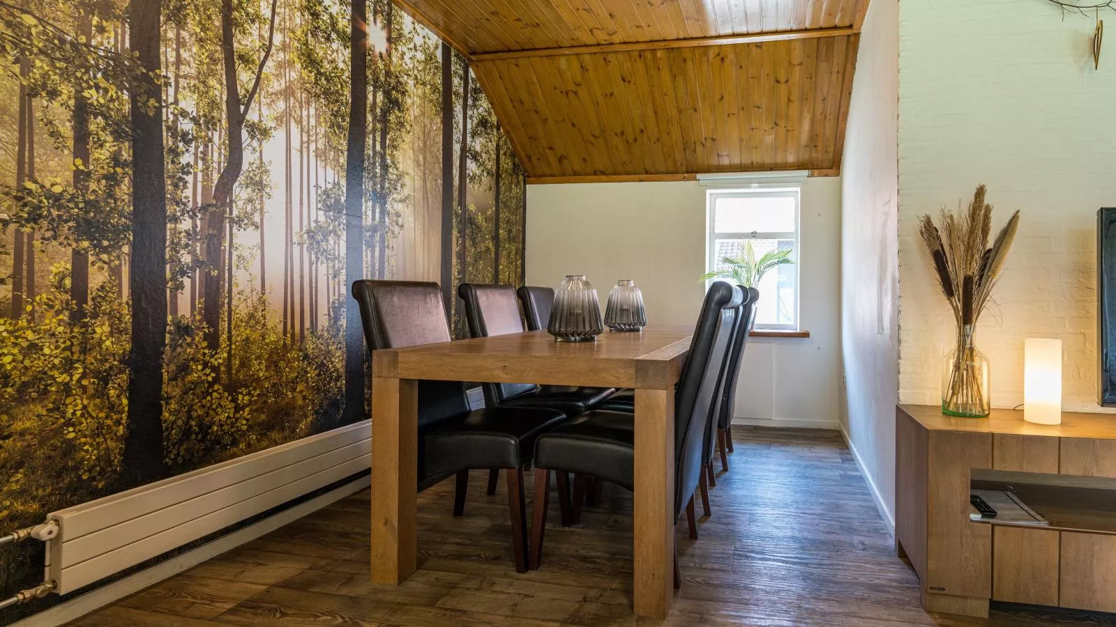 Achter de Vijf Linden-Dining room