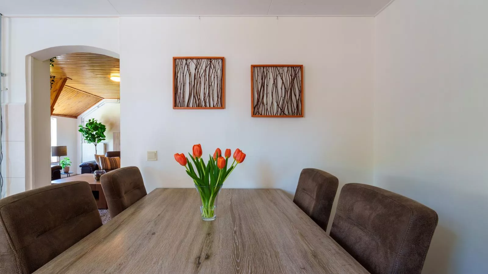 Achter de Vijf Linden-Dining room