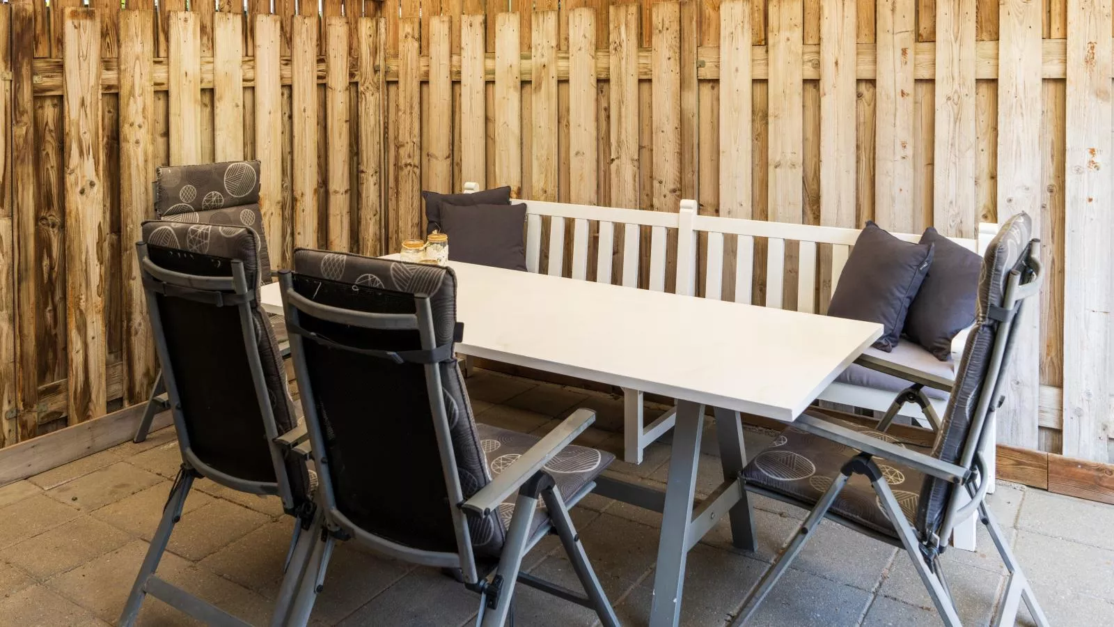 Achter de Vijf Linden-Terrace balcony
