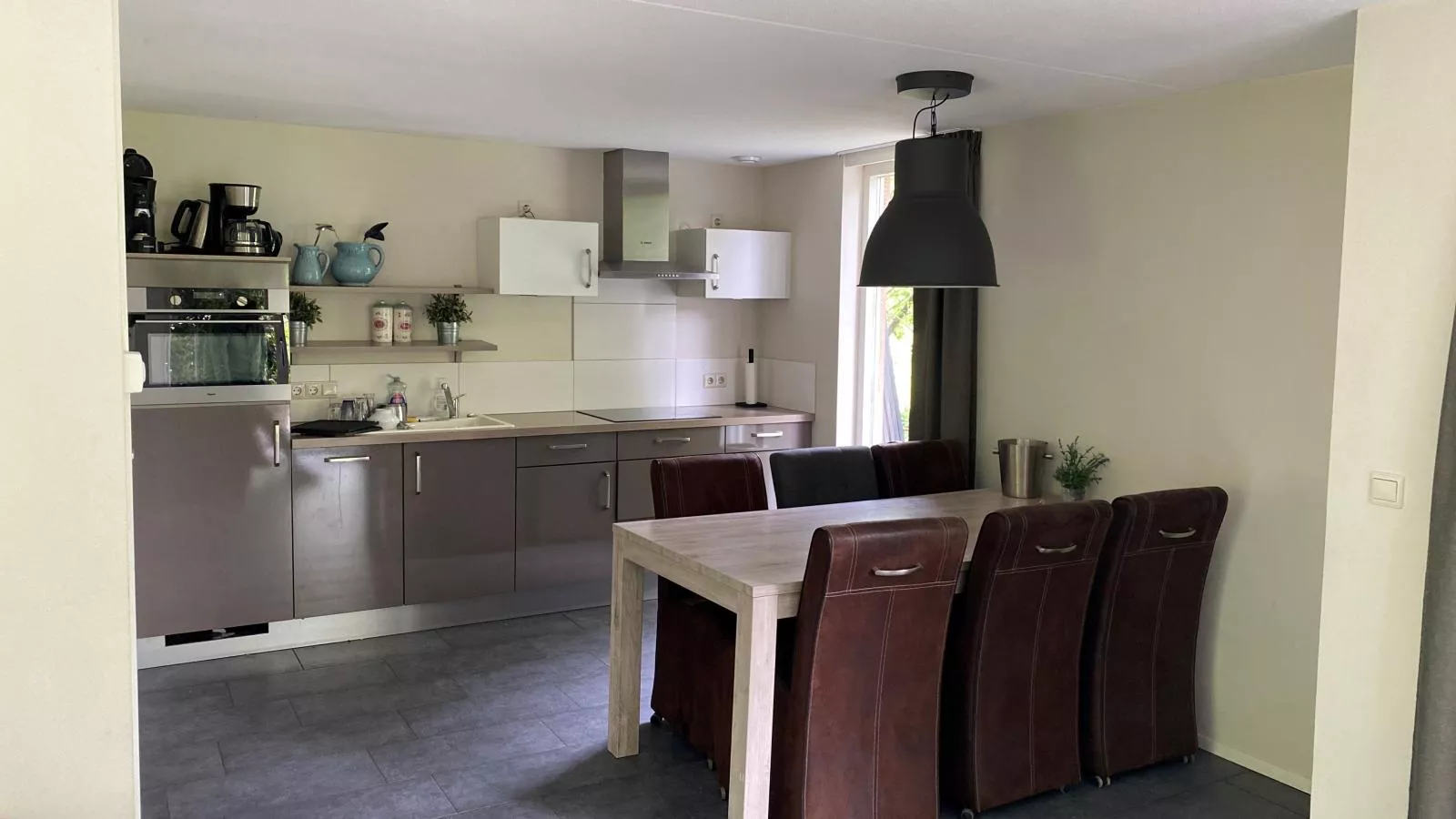 Boszicht Reutum-Dining room