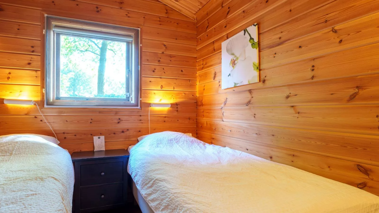De 5 Platanen-Bedroom