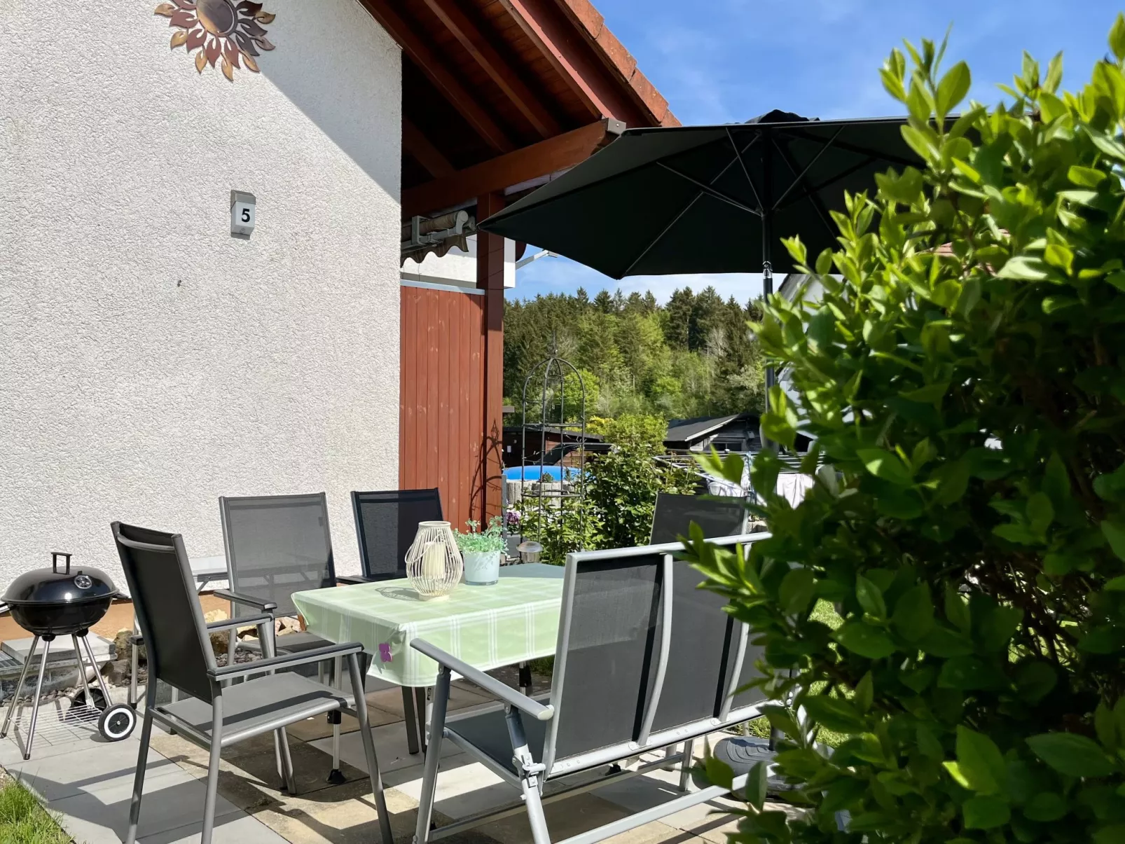 Haus an der Sonne-Outside