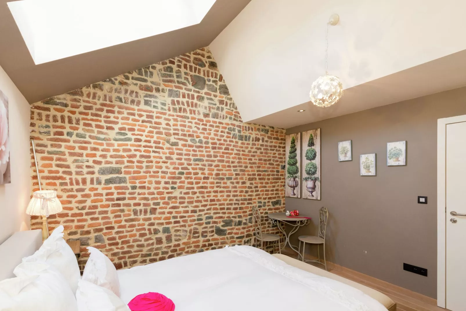 Le Grenier du Gerny-Bedroom