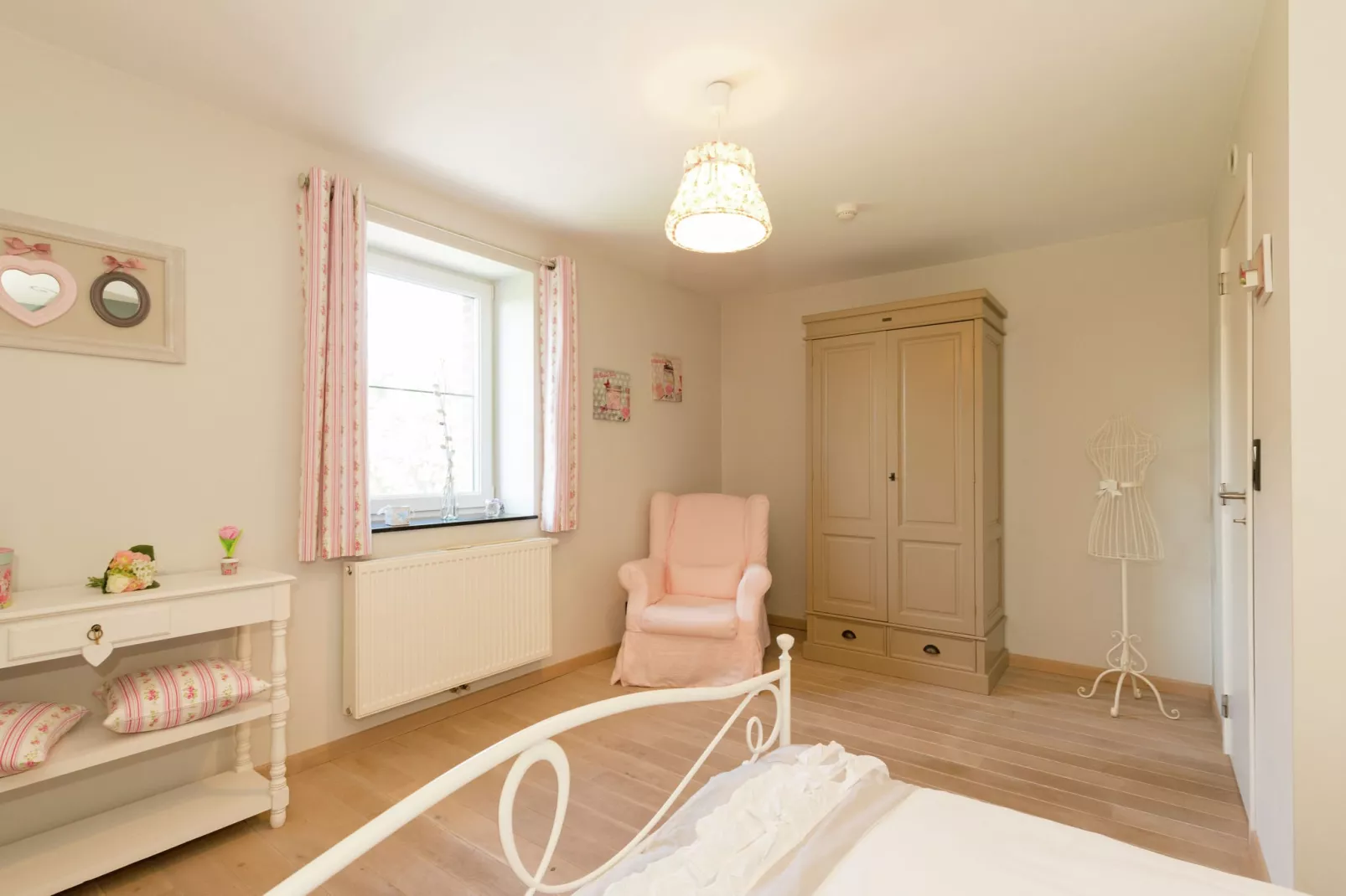 Le Grenier du Gerny-Bedroom
