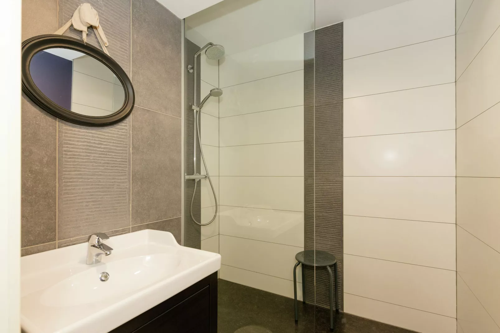 Le Grenier du Gerny-Bathroom