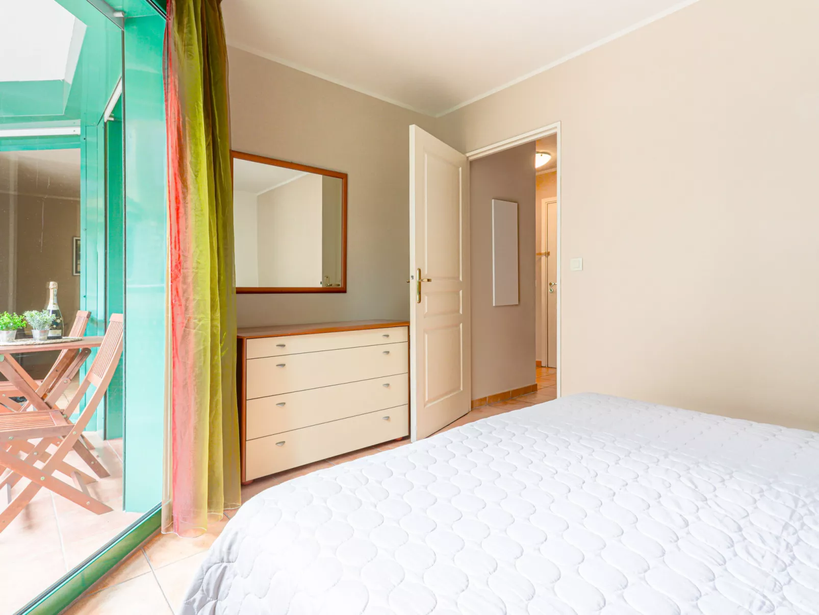 Les Balcons de Port Nicea-Inside