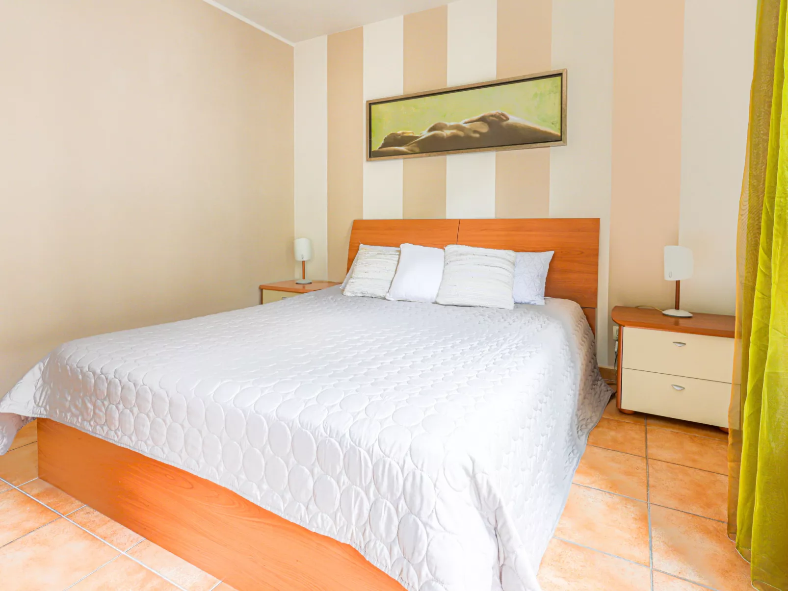 Les Balcons de Port Nicea-Inside