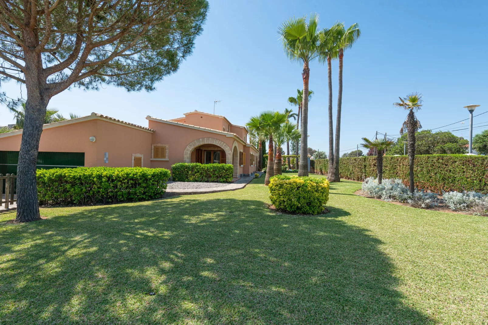 Mulholland Villa-Jardin d'été