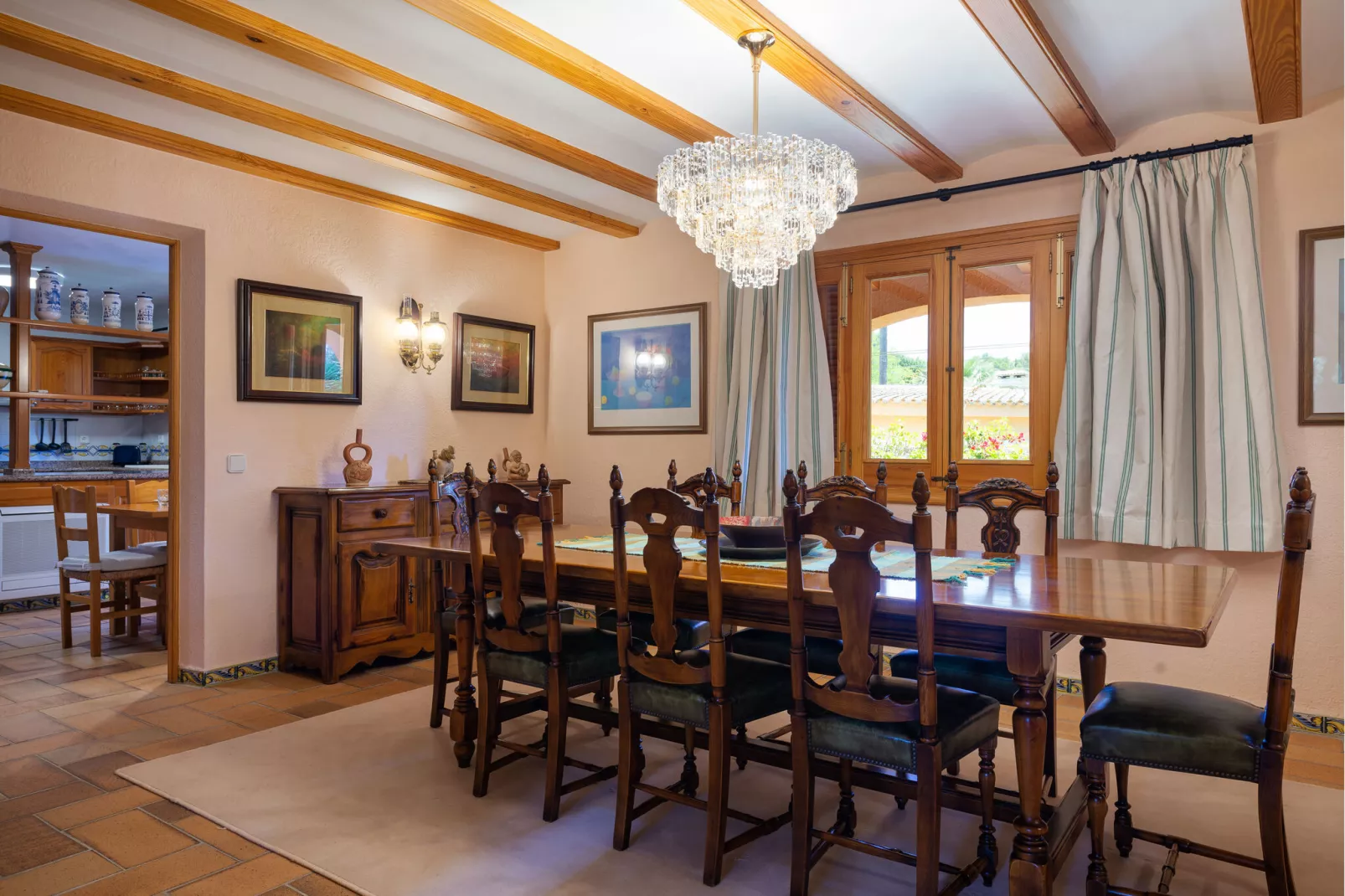 Mulholland Villa-Salle à manger