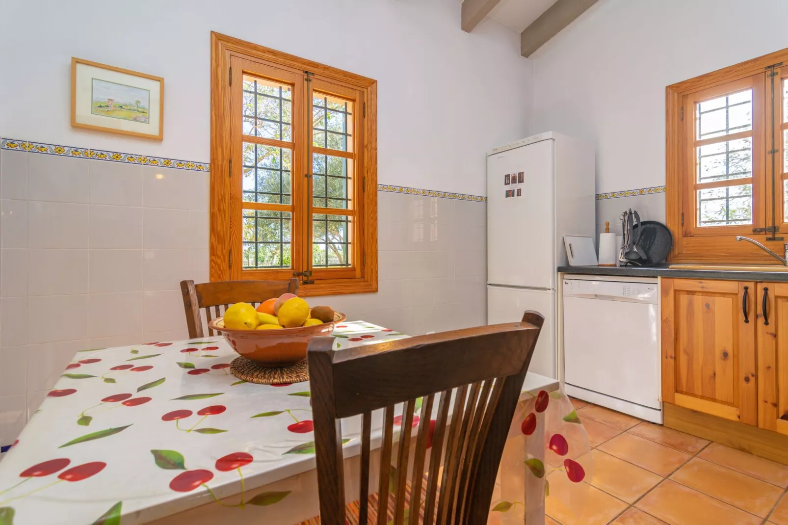 Can Pintat-Dining room
