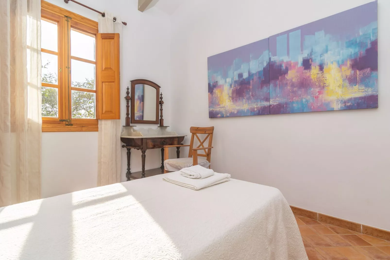 Can Pintat-Bedroom