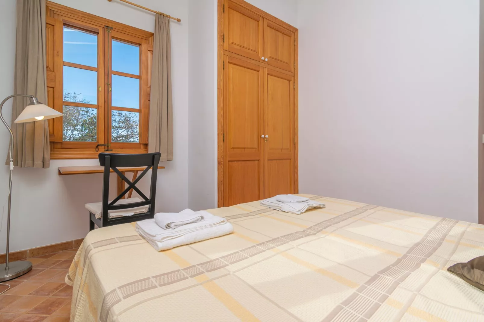 Can Pintat-Bedroom