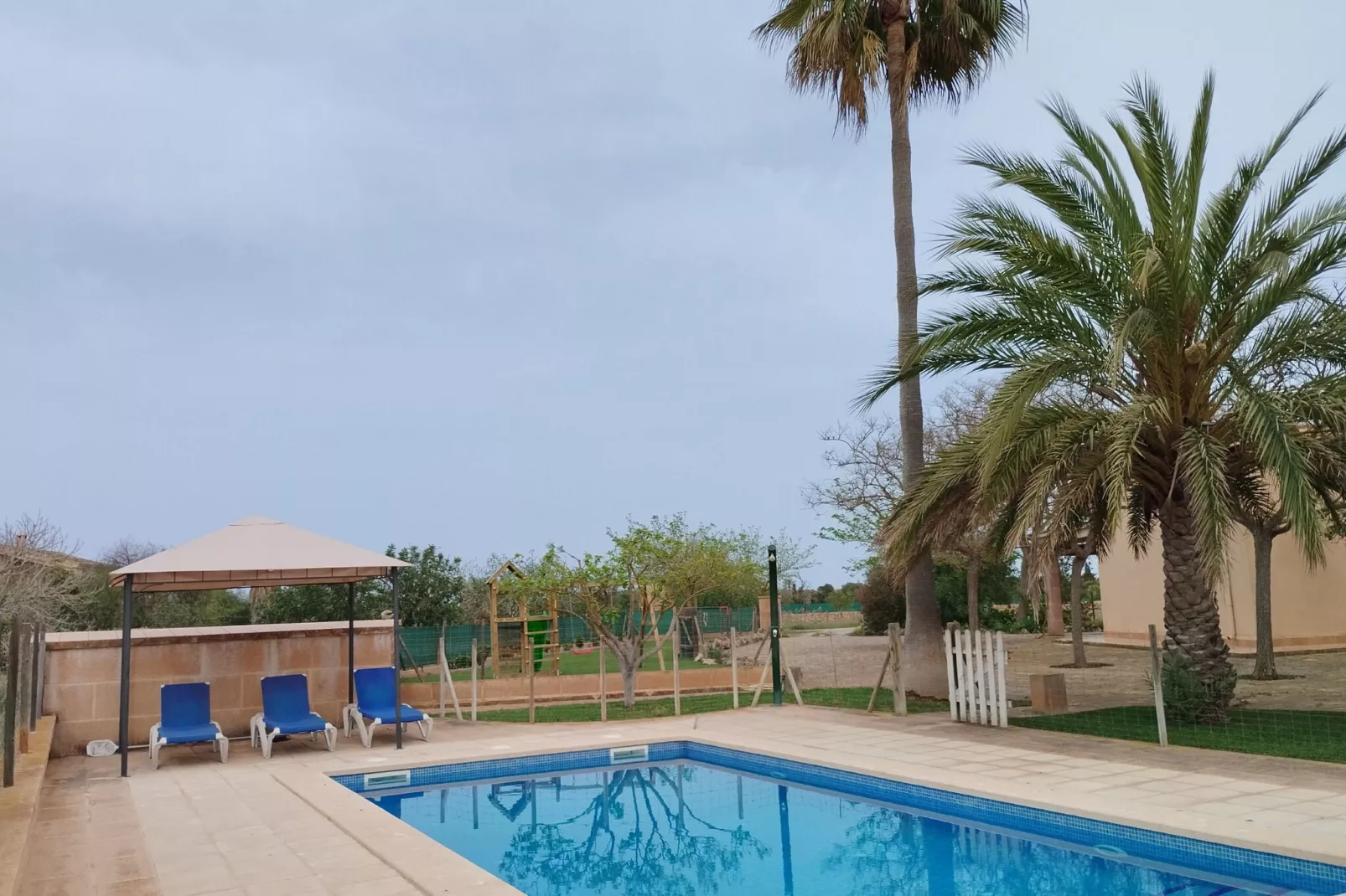 Can Pintat-Pool