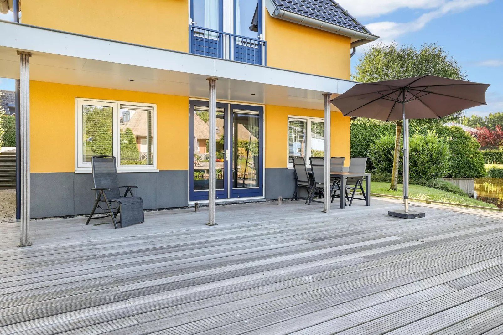 Waterpark De Bloemert 15-Terrace balcony