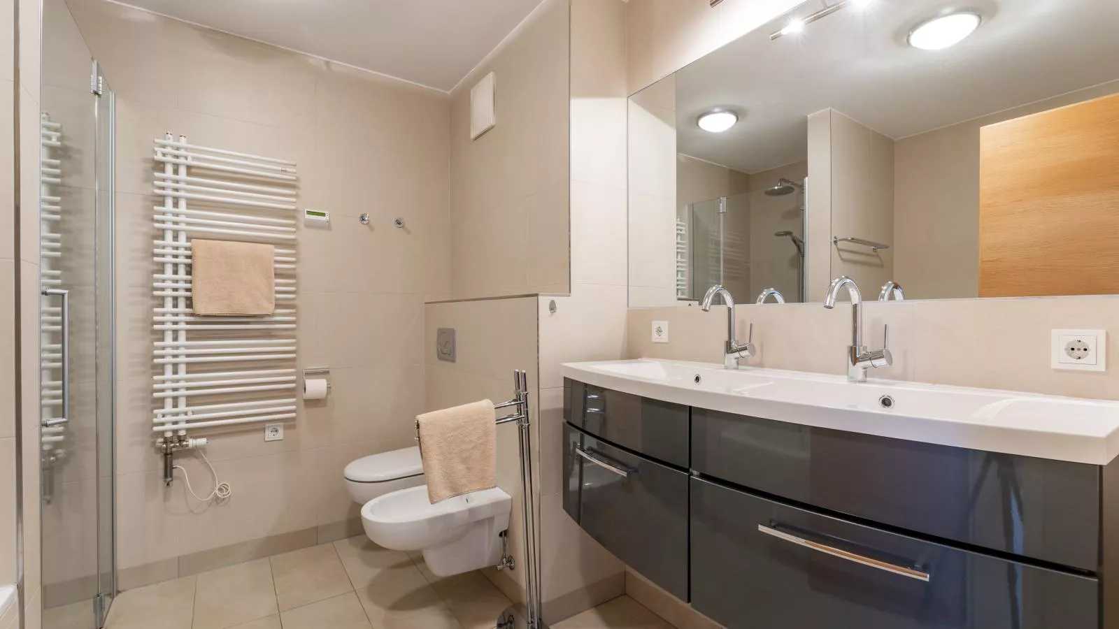 Drei Berge Top 2-Bathroom