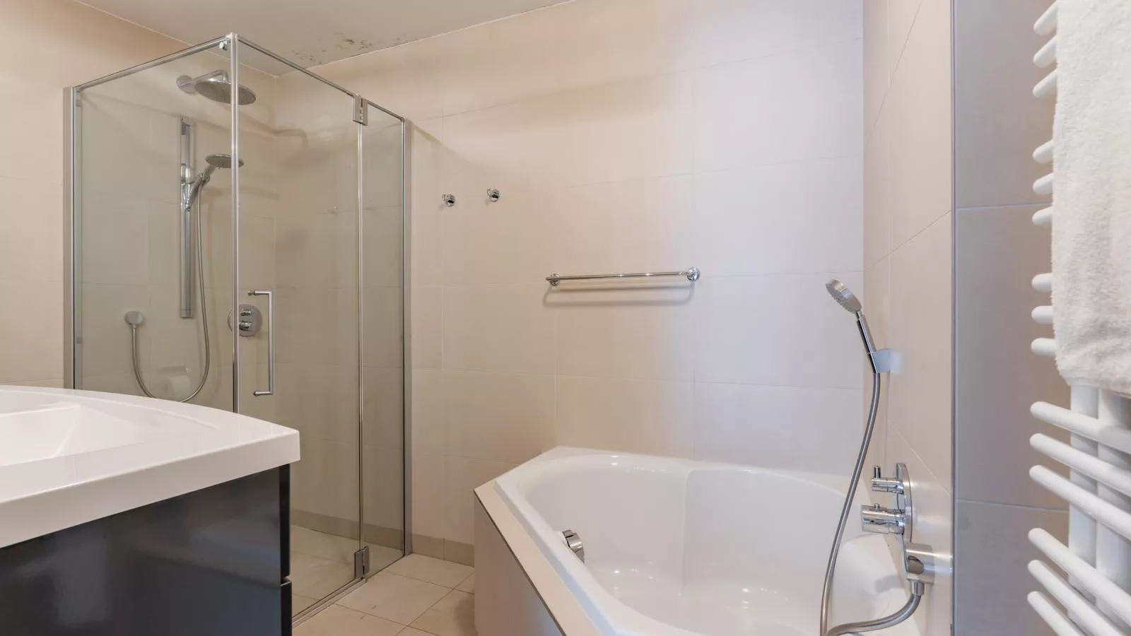 Drei Berge Top 2-Bathroom