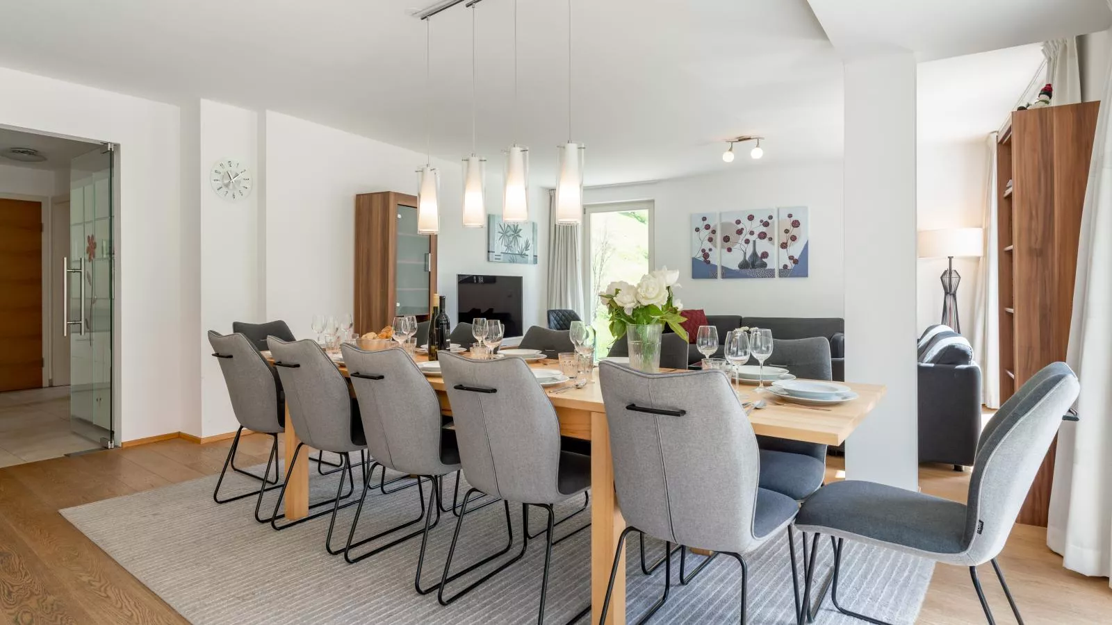 Drei Berge Top 2-Dining room