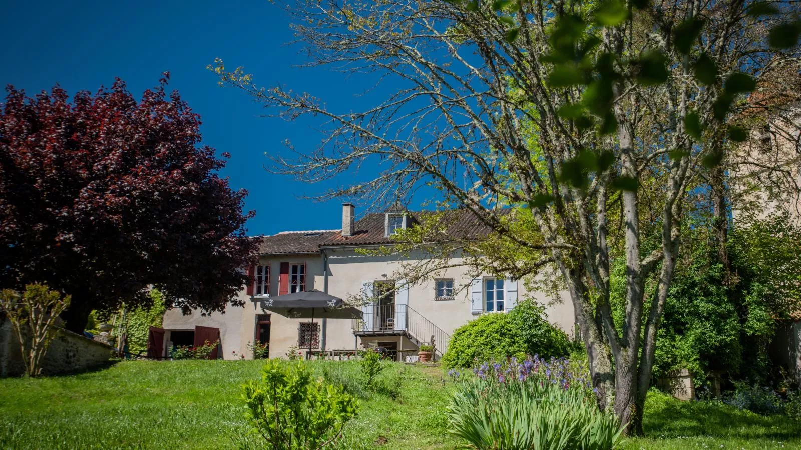 Gîte Côté Rivière-Exterior summer