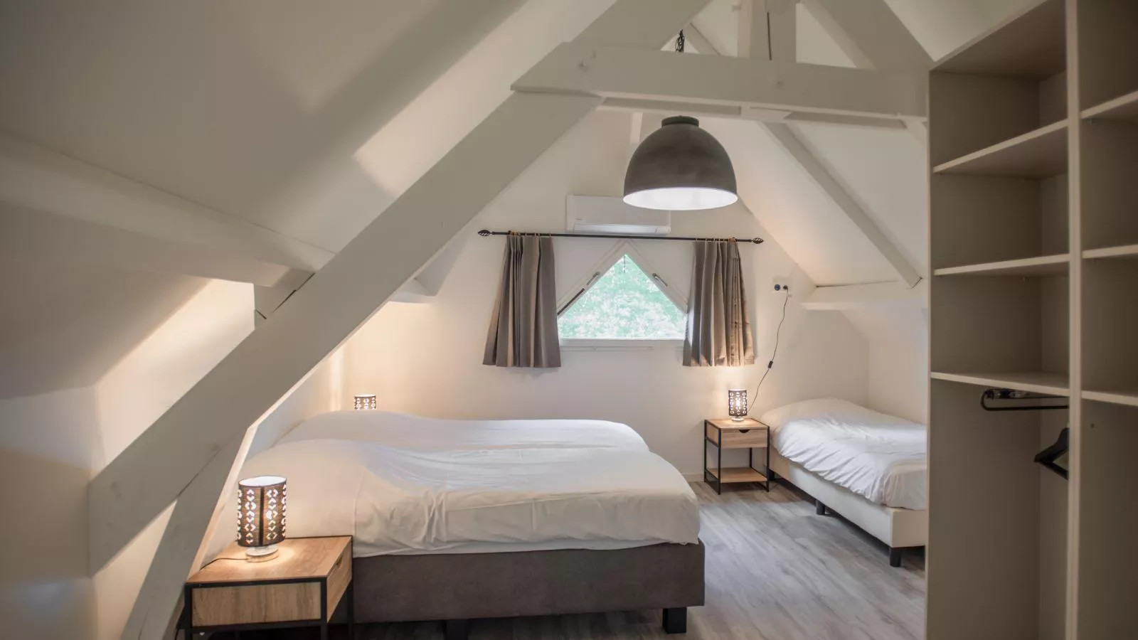 Le Lac Bleu 20-Chambre