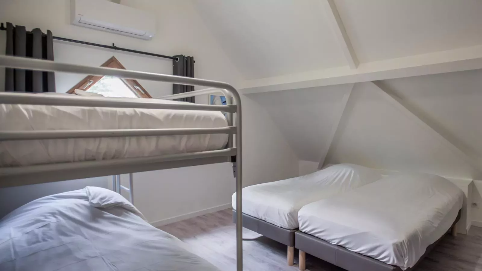 Lac Bleu nr 19-Schlafzimmer