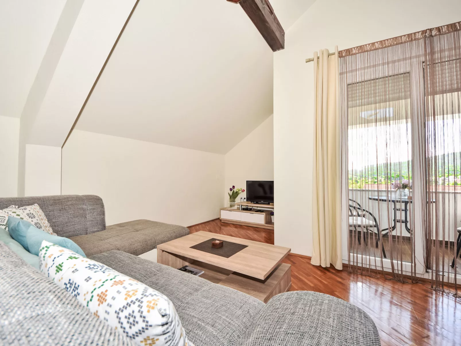 Bastaja Rastoke-Inside