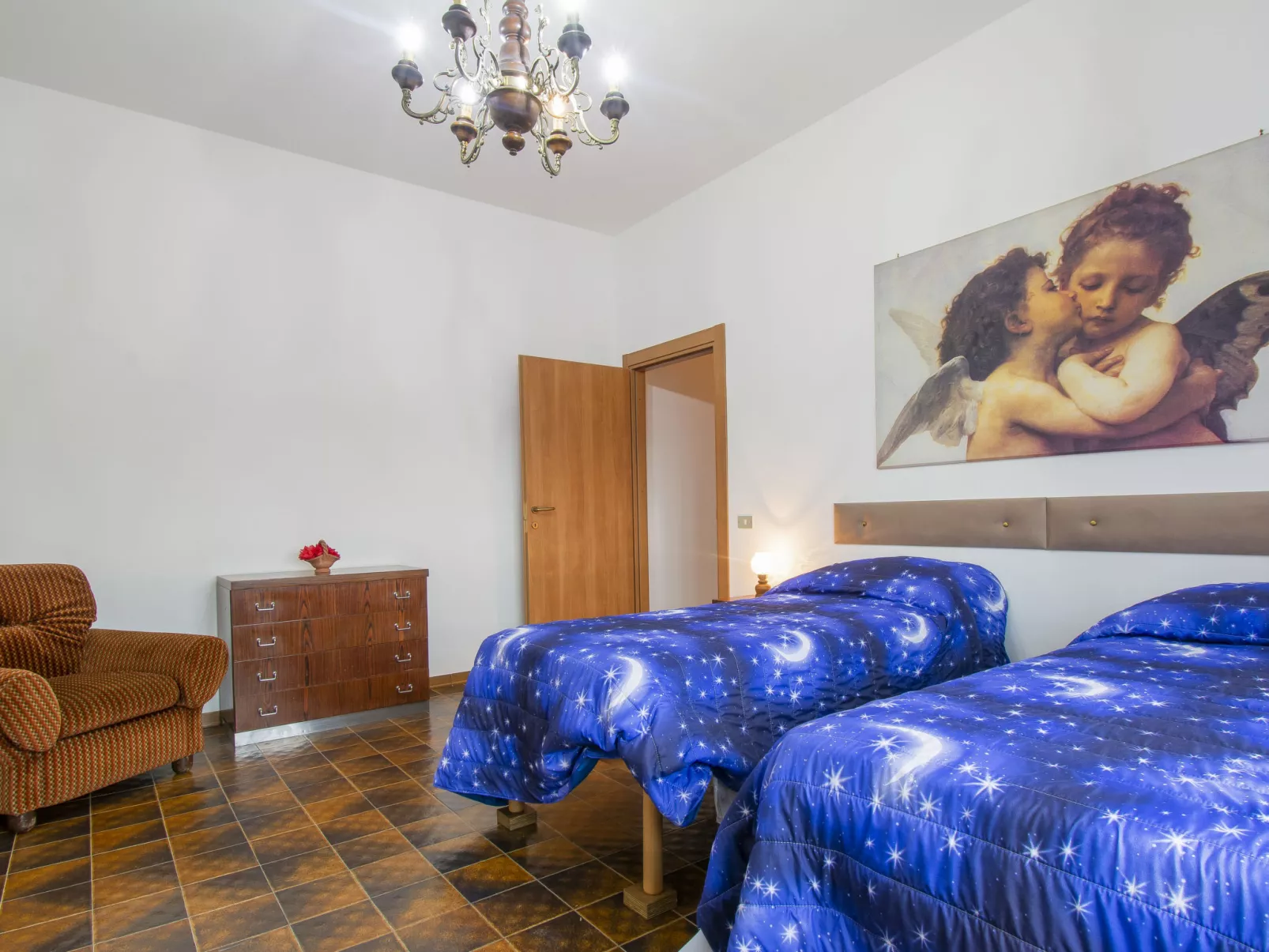 Casa della Gatta-Inside