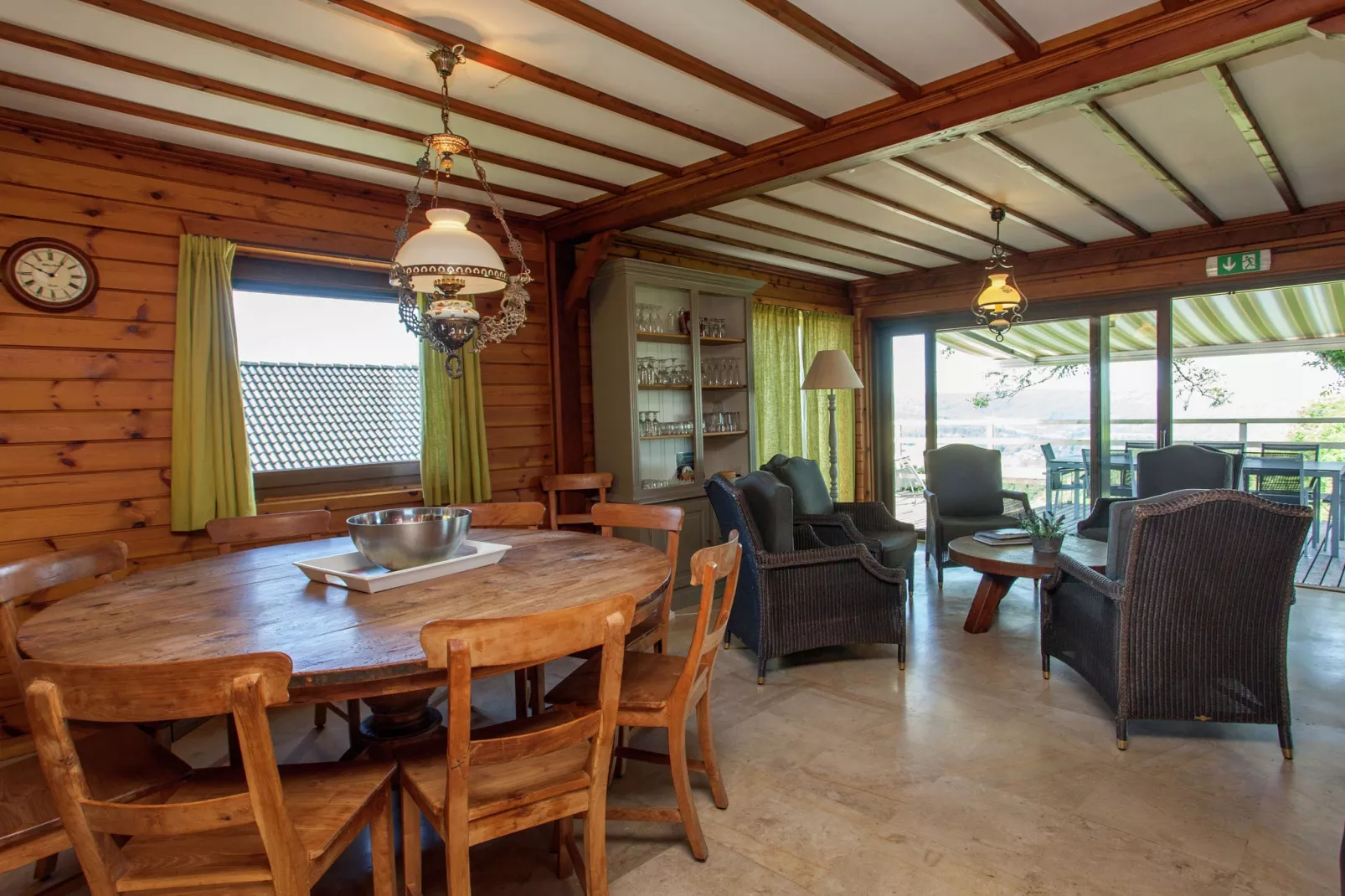 La Belle Reine-Dining room