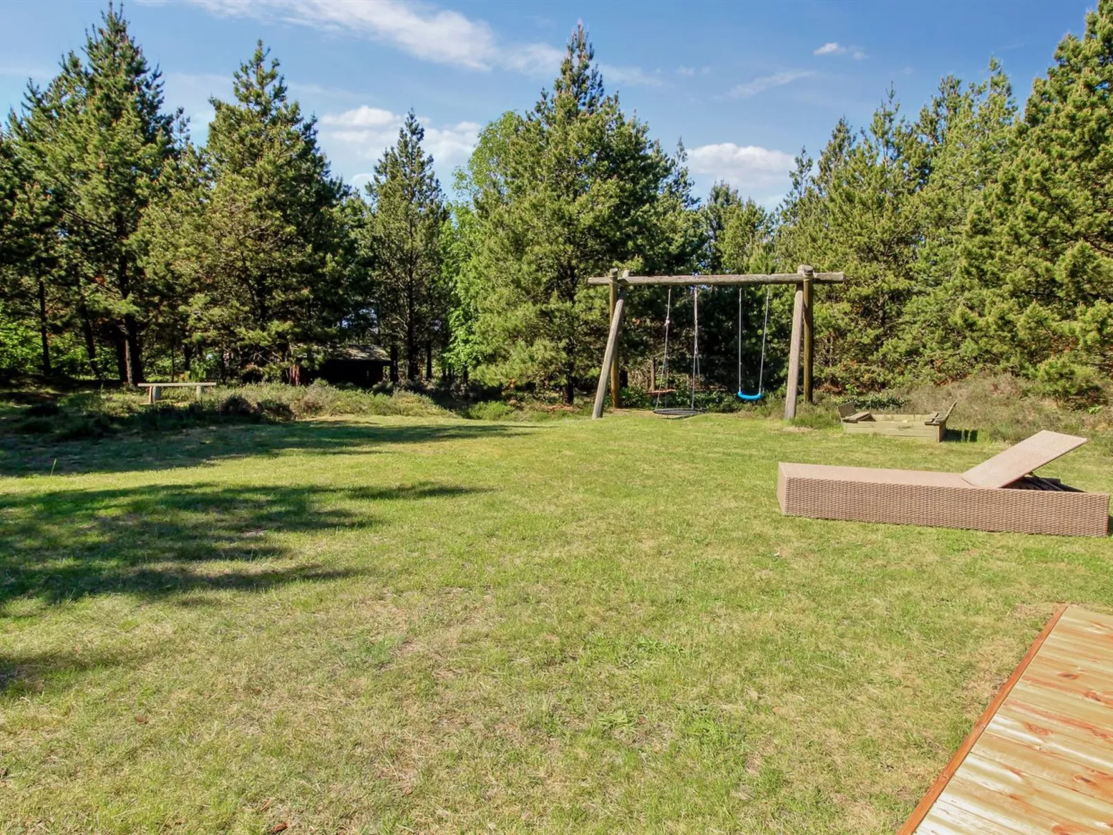 "Angret" - 3.5km from the sea-Outside