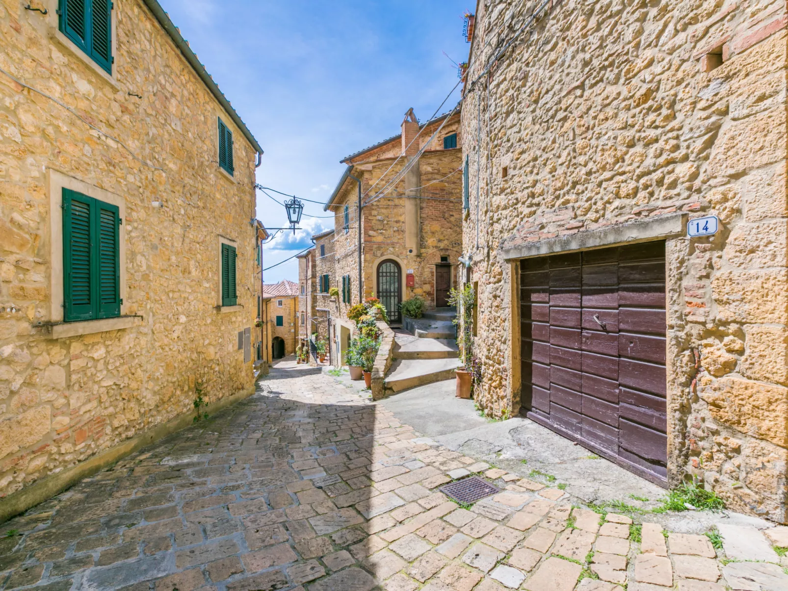 Anna's House-Dehors