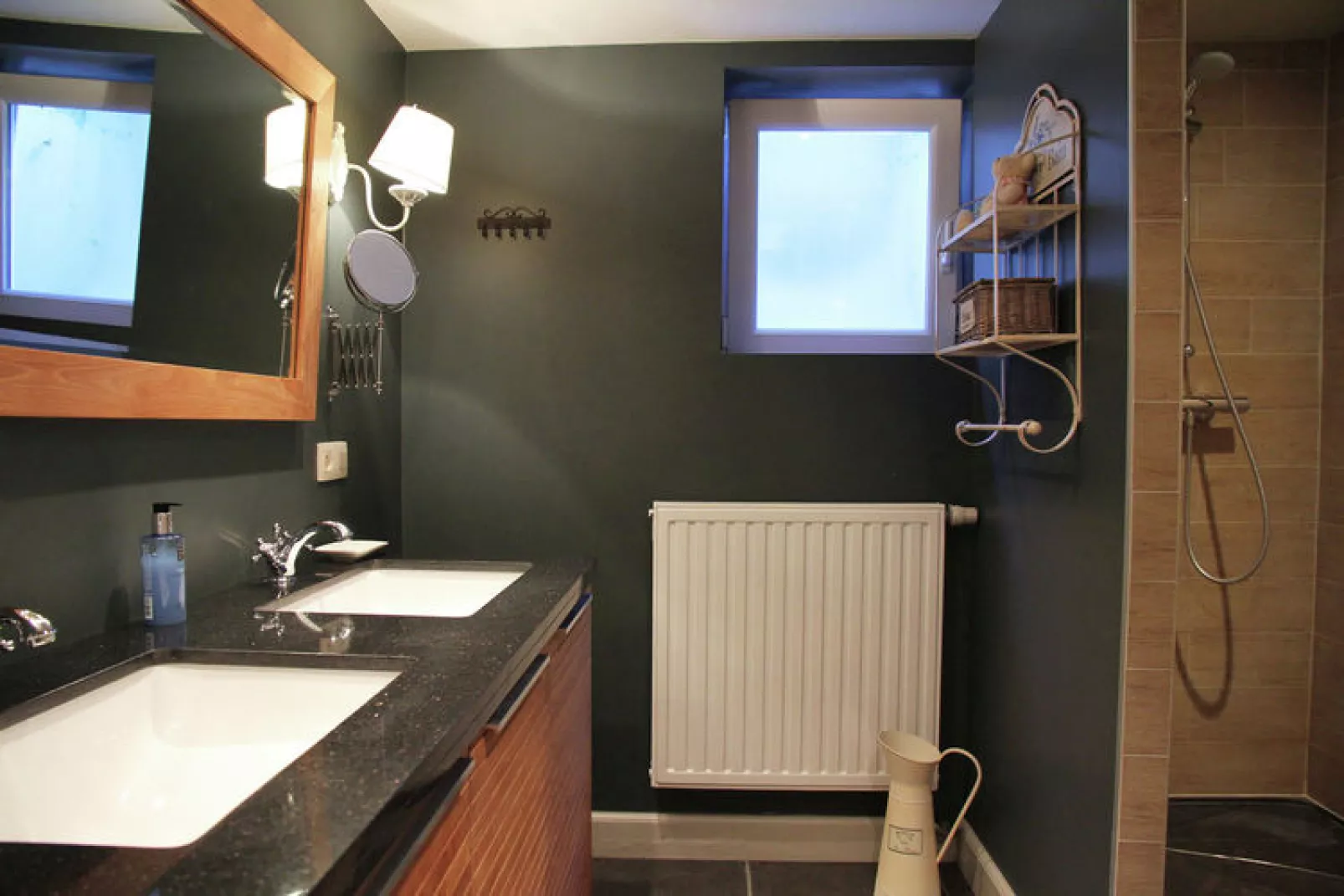Perle d'Achouffe-Bathroom