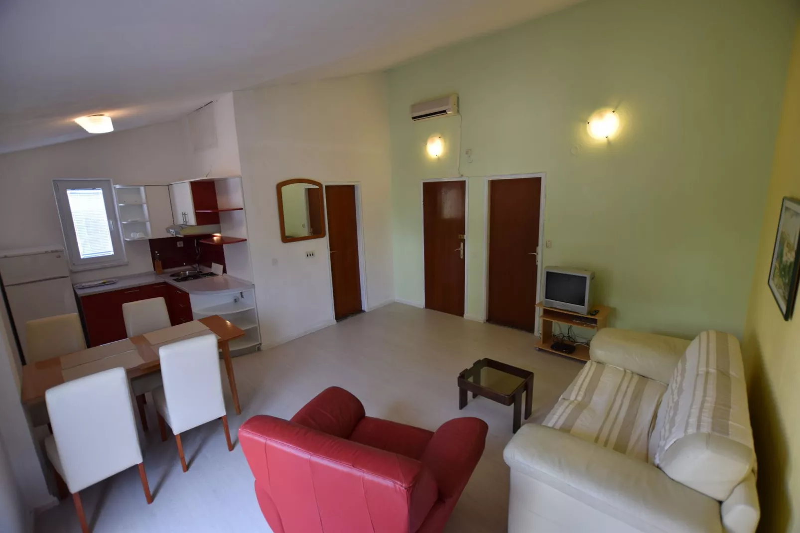 Snjeska 2 - kat-Living room